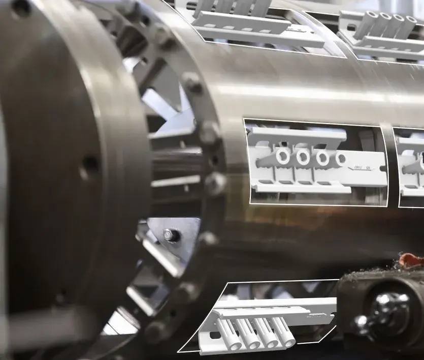 Pièces SLS imprimées en 3D dans la machine