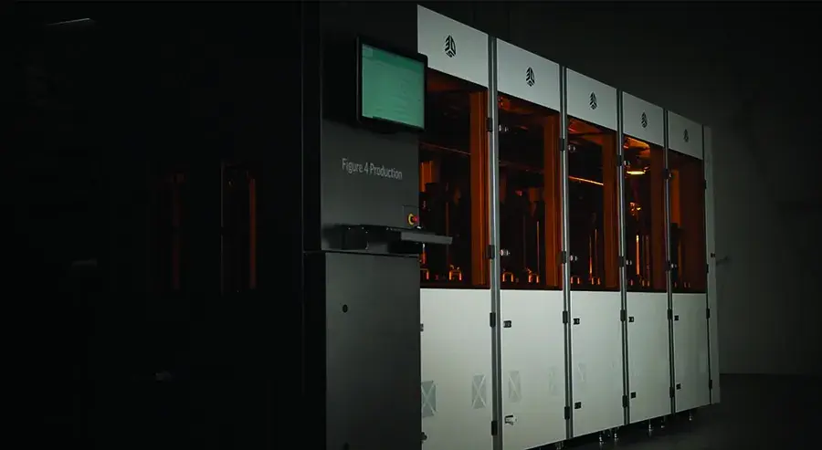 Figure 4 propose une impression 3D rapide, précise et répétable pour les ateliers de fabrication