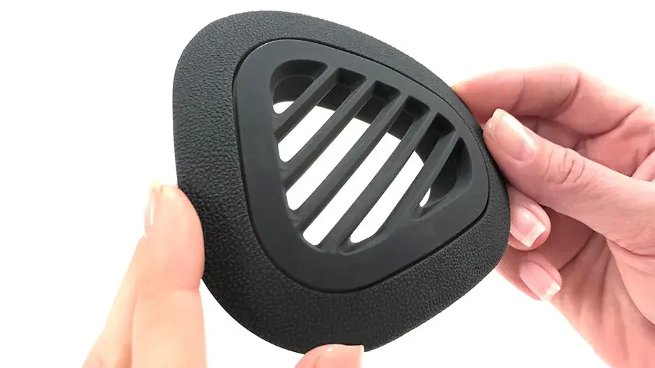 Aération clipsable imprimée avec Figure 4 Pro Black