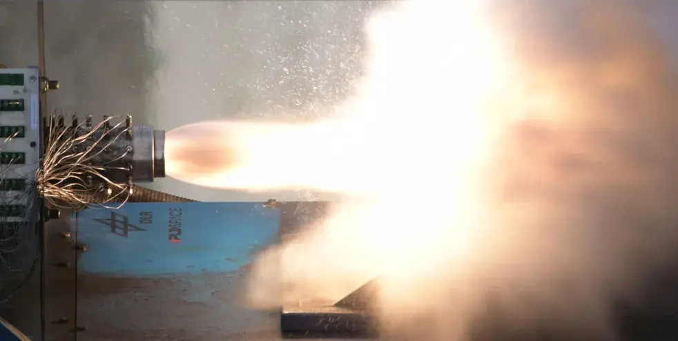 Test de mise à feu du projet Smile du centre de recherche de l'Allemagne pour l'aéronautique et l'astronautique