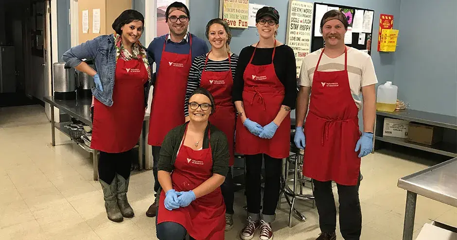 Groupe d'employés de 3D Systems faisant du bénévolat