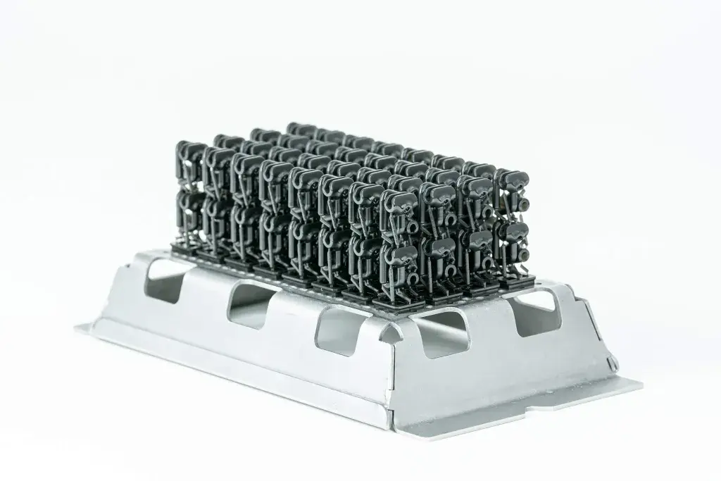 Plaque d'impression complète Figure 4 de pièces empilées imprimées en 3D