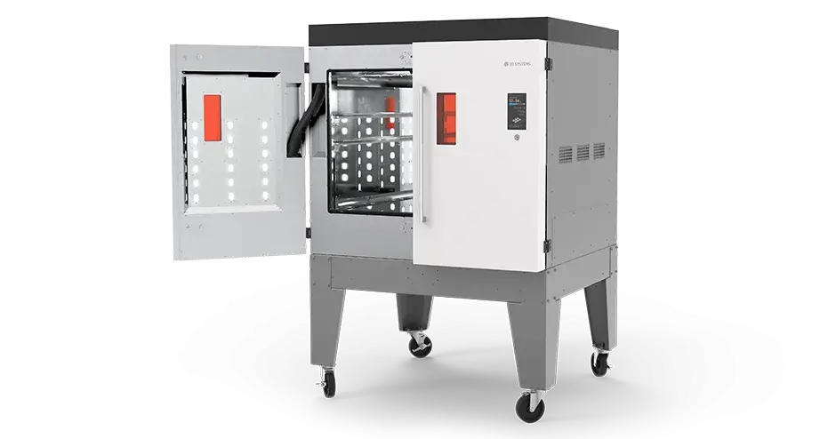 Machine de post-traitement MDM avec une porte entrouverte montrant les pièces intérieures de la machine