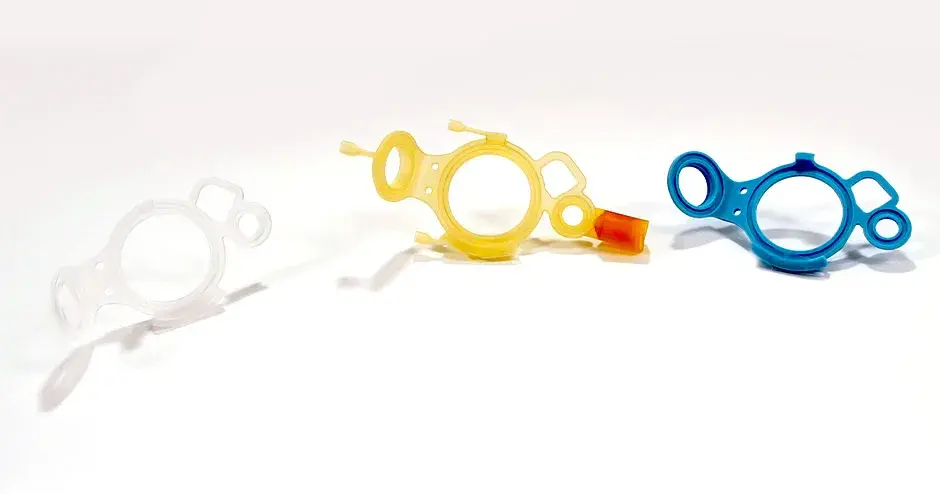 Les matériaux d'impression 3D utilisés pour le moulage numérique en coquille sont compatibles avec la plupart des silicones standard 