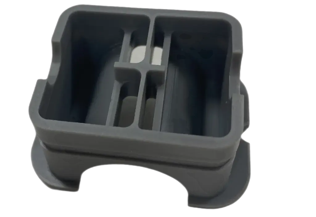 Ce dispositif de positionnement de l’aiguille en matériau Figure 4 HI TEMP 300-AMB a été imprimé pour Interplex.