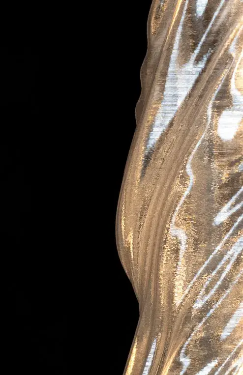 Lampe conçue par Slicelab et imprimée en 3D avec des granulés PETG sur l'imprimante EXT 1270 Titan Pellet.