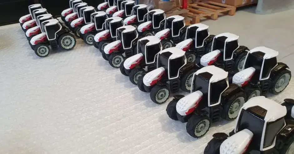 Le tracteur Steyr sort du lot au salon AGRITECHNICA grâce à des maquettes à l'échelle 1:40