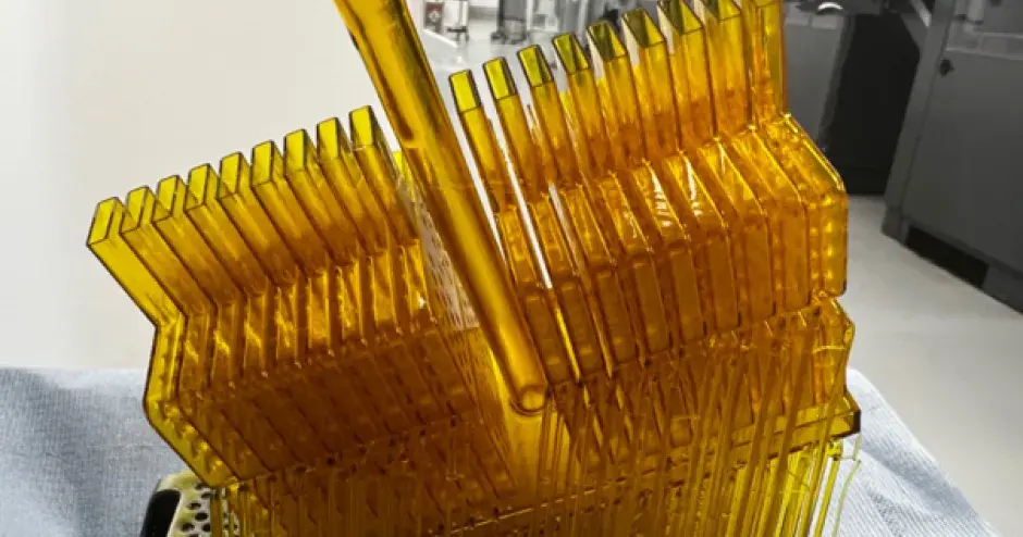 Moule pour joint universel imprimé en 3D par lot de 36 sur l’imprimante Figure 4 par BWT Alpine F1 Team.